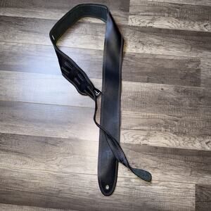 Perri’s Leathers Wide Black Leather Guitar Strap Made In Canada White Stitching